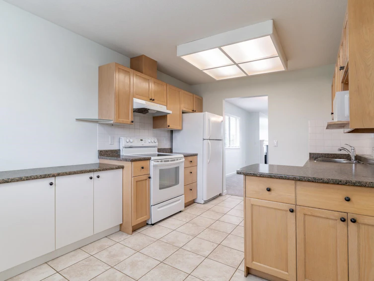 A311-4811 53 Street, Delta, BC, V4K 2Z3 - 6