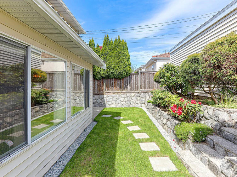 7880 French Street, Vancouver, BC, V6P 4V7 - 35