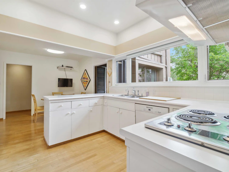826 W 47th Avenue, Vancouver, BC, V5Z 2R8 - 12