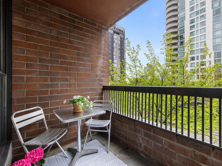 407-1330 Burrard Street, Vancouver, BC, V6Z 2B8 - 14