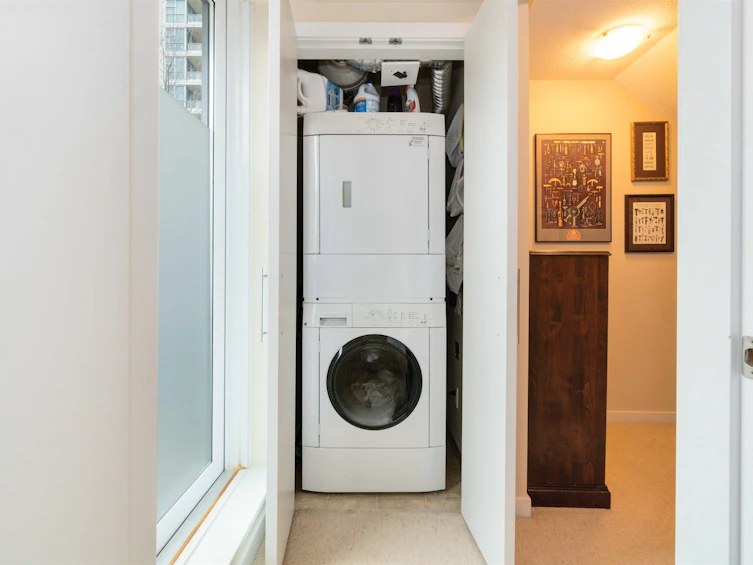 168 Prior Street, Vancouver, BC, V6A 0A6 - 25