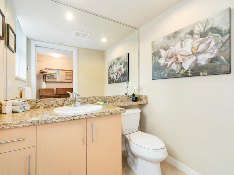 168 Prior Street, Vancouver, BC, V6A 0A6 - 15