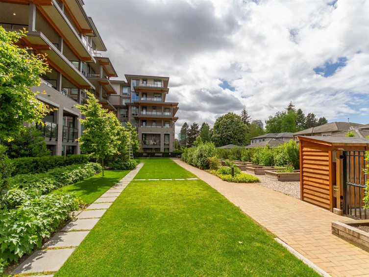 411-7588 16th Street, Burnaby, BC, V3N 0H8 - 27