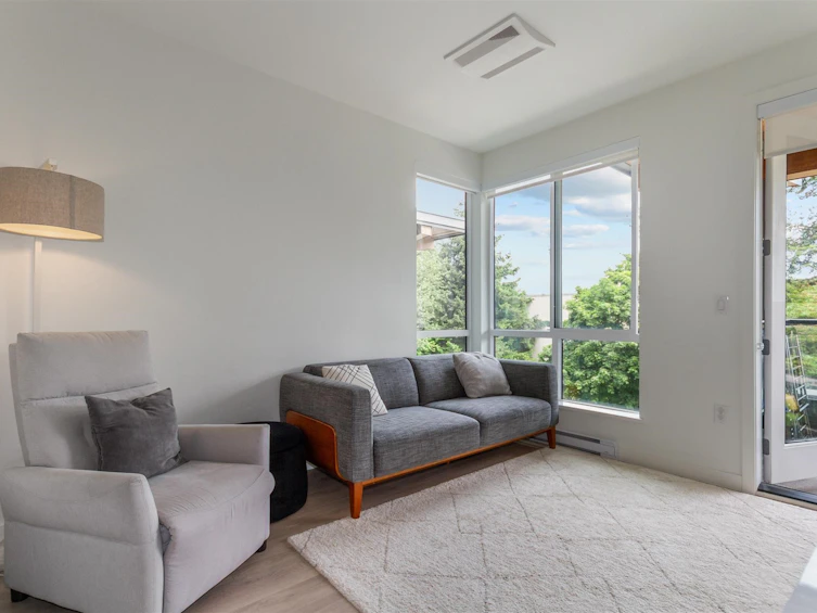 411-7588 16th Street, Burnaby, BC, V3N 0H8 - 9