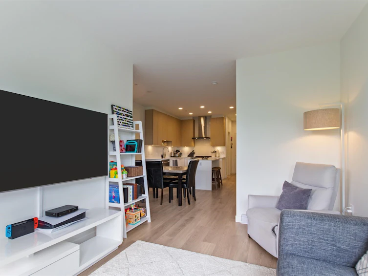 411-7588 16th Street, Burnaby, BC, V3N 0H8 - 8