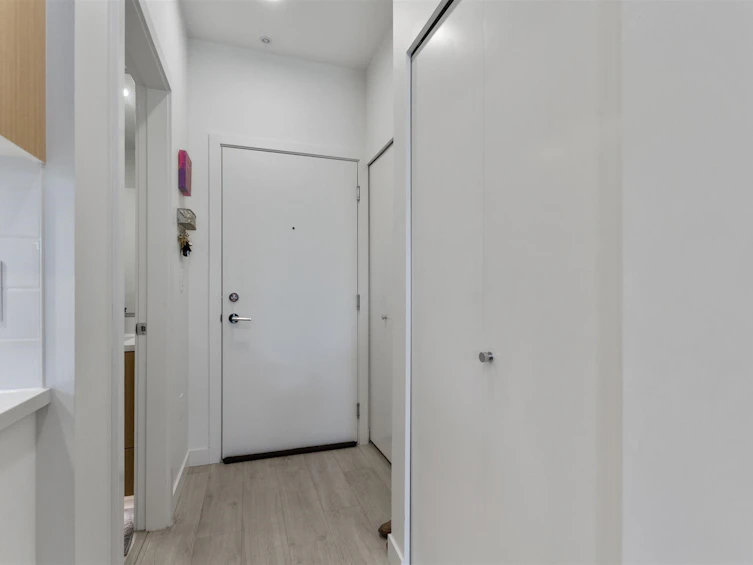 411-7588 16th Street, Burnaby, BC, V3N 0H8 - 19