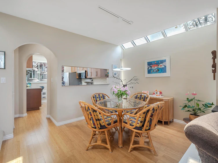1223 W 8th Avenue, Vancouver, BC, V6H 1C7 - 11