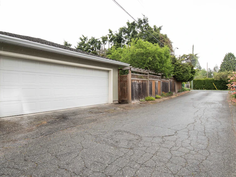 2104 W 57th Avenue, Vancouver, BC, V6P 1V4 - 30