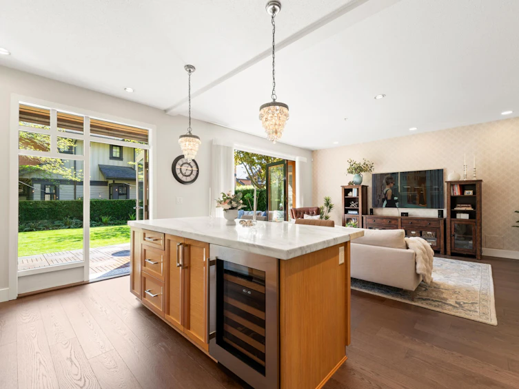 48-3639 Aldercrest Drive, North Vancouver, BC, V7G 0A1 - 6