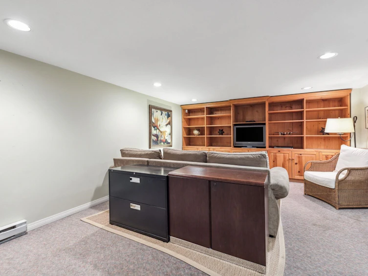 2627 W 37th Avenue, Vancouver, BC, V6N 2T3 - 32