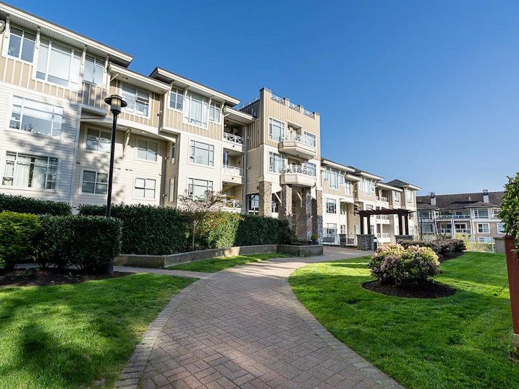 106-3625 Windcrest Drive, North Vancouver, BC, V7G 2S6 - 36