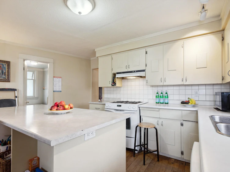 1556 E 26th Avenue, Vancouver, BC, V5N 2V9 - 7