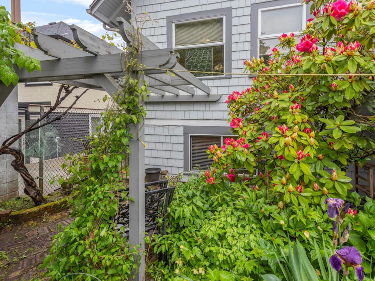 1556 E 26th Avenue, Vancouver, BC, V5N 2V9 - 26