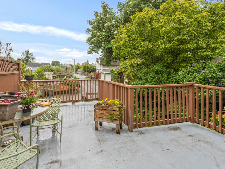 1556 E 26th Avenue, Vancouver, BC, V5N 2V9 - 21