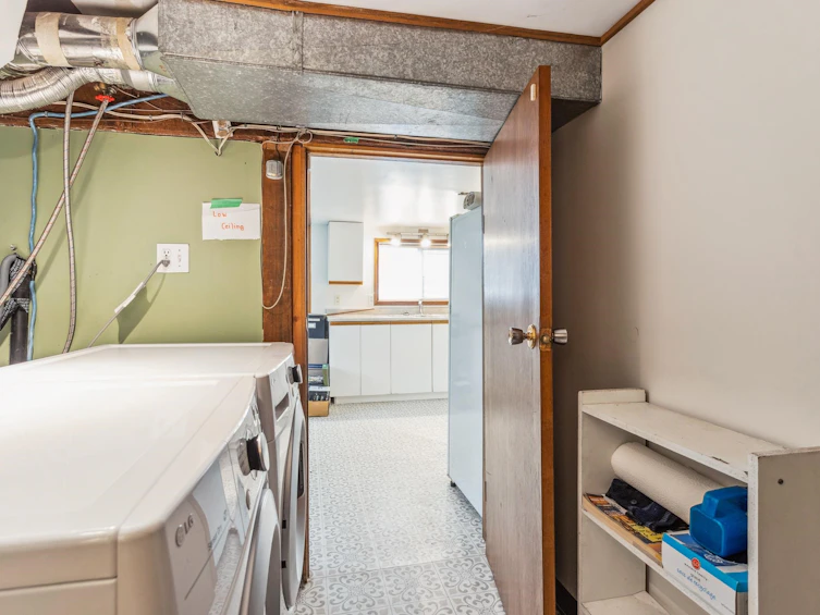 1556 E 26th Avenue, Vancouver, BC, V5N 2V9 - 16