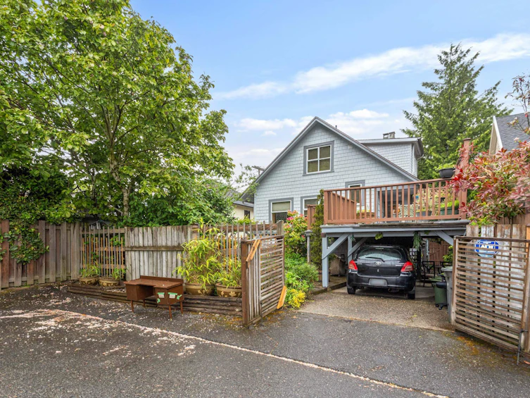 1556 E 26th Avenue, Vancouver, BC, V5N 2V9 - 23