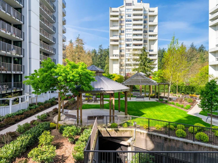 201-6455 Willingdon Avenue, Burnaby, BC, V5H 4E4 - 23