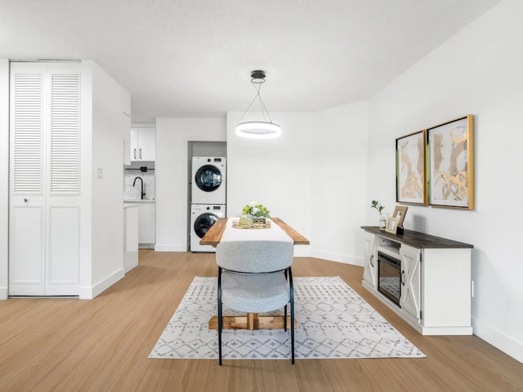 201-6455 Willingdon Avenue, Burnaby, BC, V5H 4E4 - 6