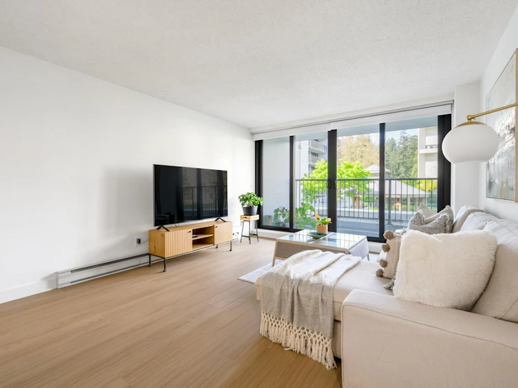 201-6455 Willingdon Avenue, Burnaby, BC, V5H 4E4 - 3