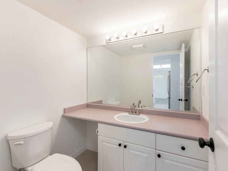 1601-719 Princess Street, New Westminster, BC, V3M 6T9 - 19