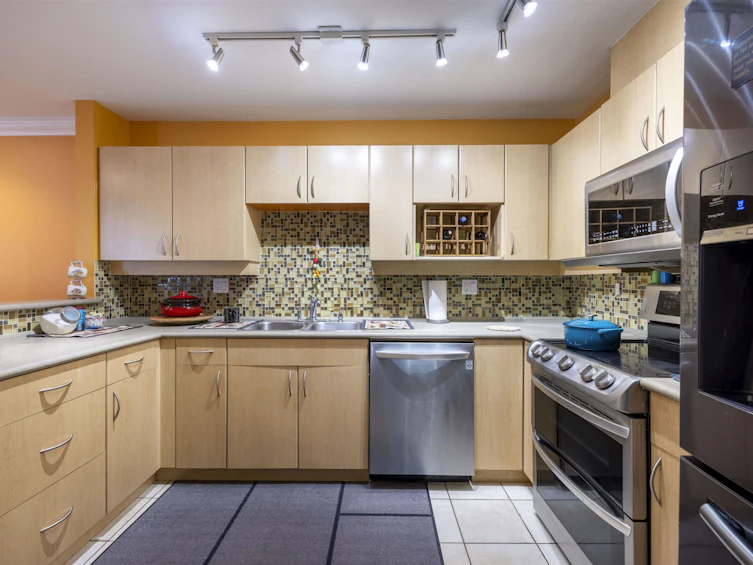57-13918 58 Avenue, Surrey, BC, V3X 3N8 - 13