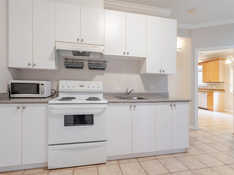 4989 Smith Avenue, Burnaby, BC, V5G 2W6 - 9