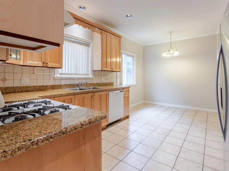 4989 Smith Avenue, Burnaby, BC, V5G 2W6 - 6