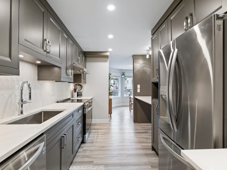 102-1830 E Southmere Crescent, Surrey, BC, V4A 9C2 - 8