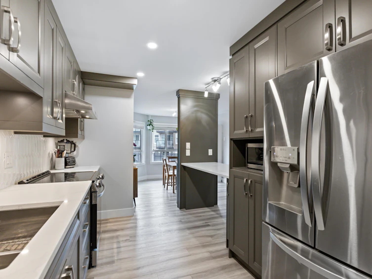 102-1830 E Southmere Crescent, Surrey, BC, V4A 9C2 - 9