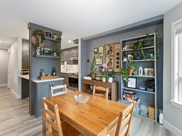 102-1830 E Southmere Crescent, Surrey, BC, V4A 9C2 - 14