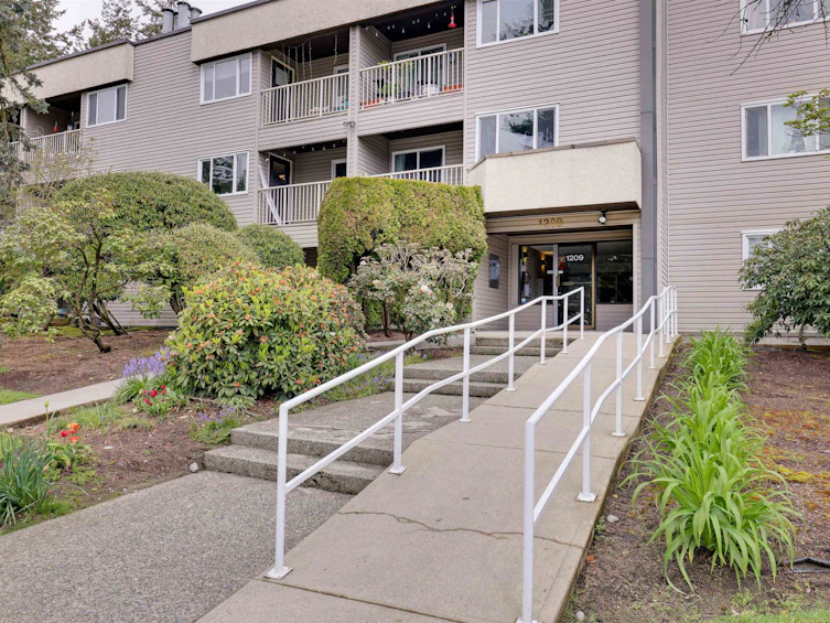 213-1209 Howie Avenue, Coquitlam, BC, V3J 1T9 - 23