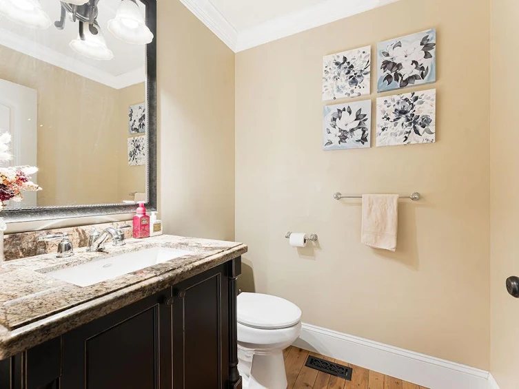 18188 60a Avenue, Surrey, BC, V3S 5R7 - 22