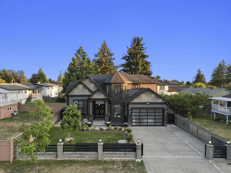 11628 78a Avenue, Delta, BC, V4C 6V8