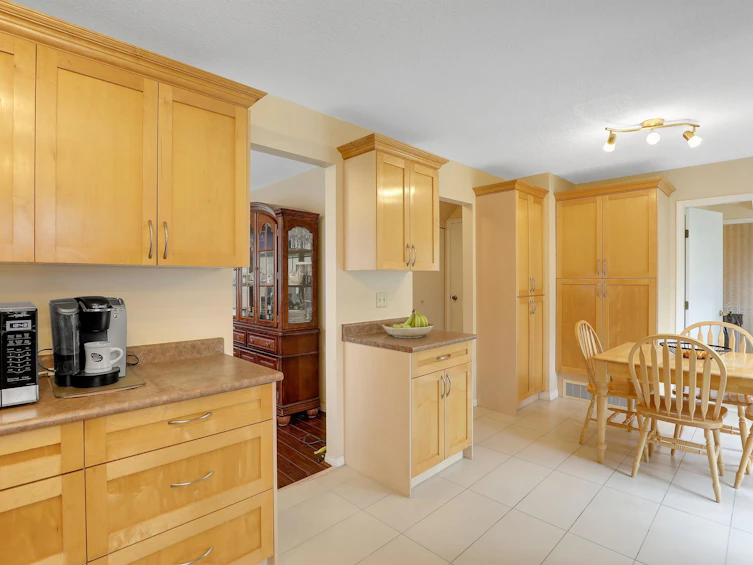 8874 143a Street, Surrey, BC, V3V 7P8 - 12