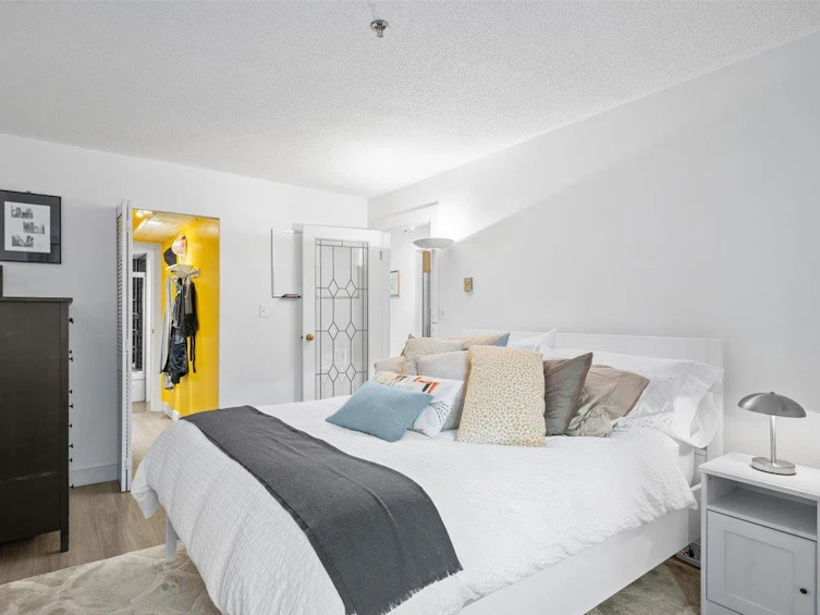 206-1465 Comox Street, Vancouver, BC, V6G 1N9 - 15