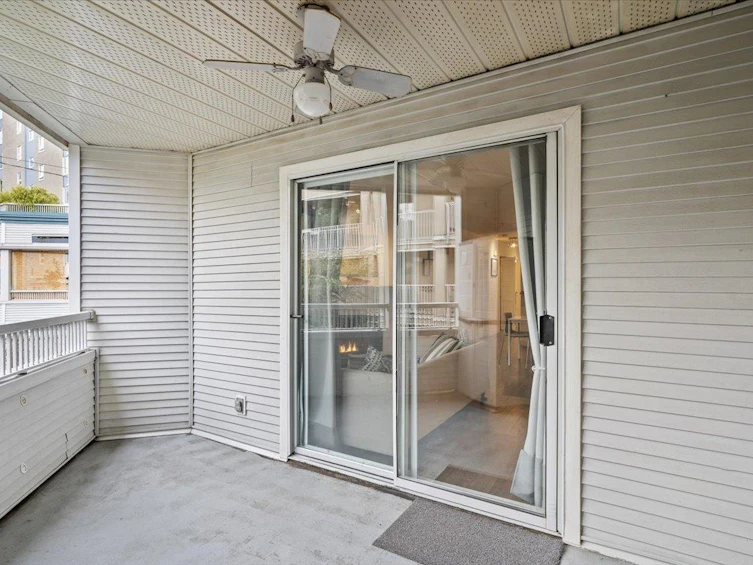 206-1465 Comox Street, Vancouver, BC, V6G 1N9 - 22