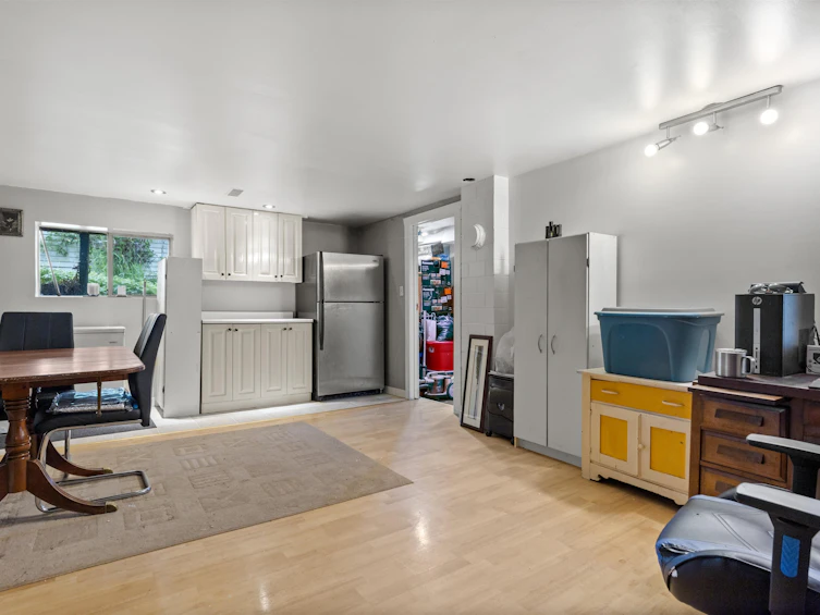 6828 144 Street, Surrey, BC, V3W 5R7 - 30