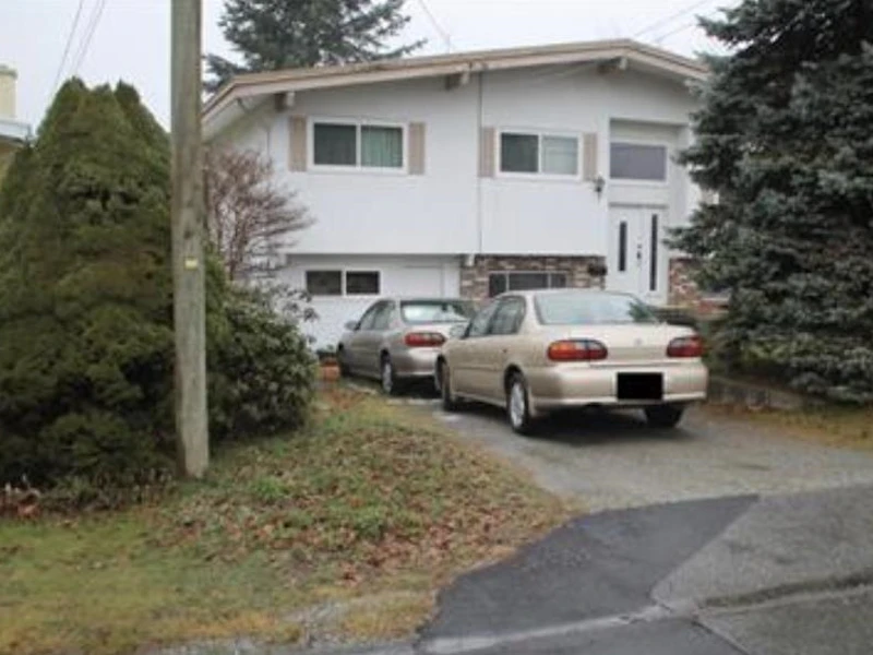 32133 Hillcrest Avenue, Mission BC V2V 1L3