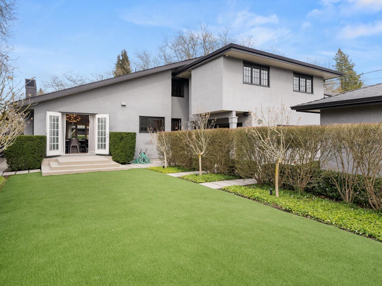 2496 W 36th Avenue, Vancouver, BC, V6M 1L6 - 5