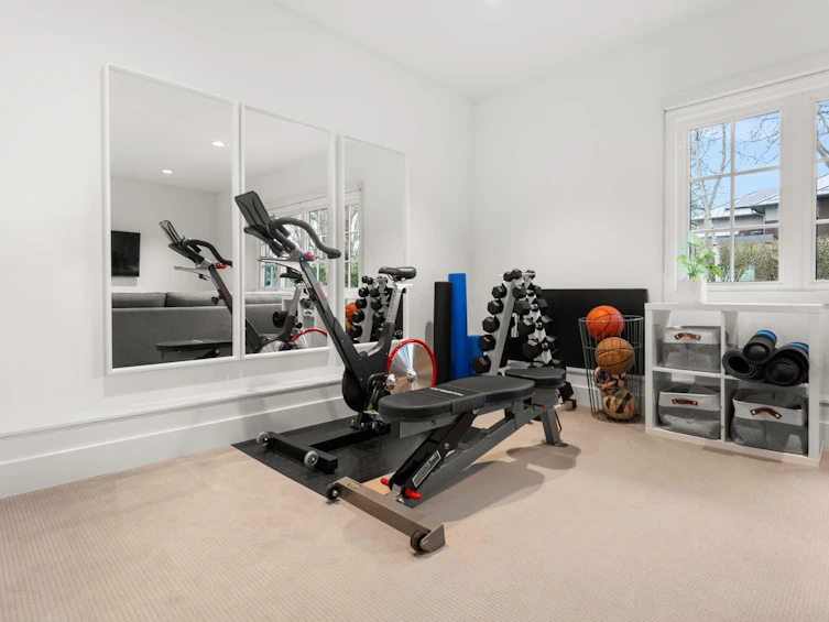 2496 W 36th Avenue, Vancouver, BC, V6M 1L6 - 31