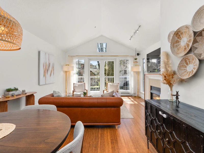301 - 655 W 13th Avenue, Vancouver BC V5Z 1N8