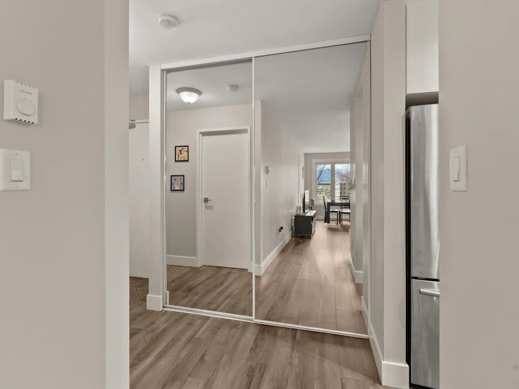 304-1040 E Broadway, Vancouver, BC, V5T 4N7 - 12