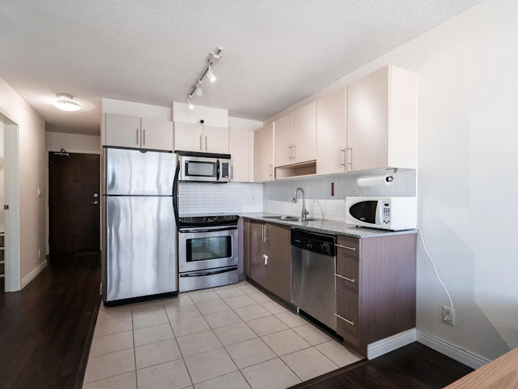 1903-550 Taylor Street, Vancouver, BC, V6B 1R1 - 5