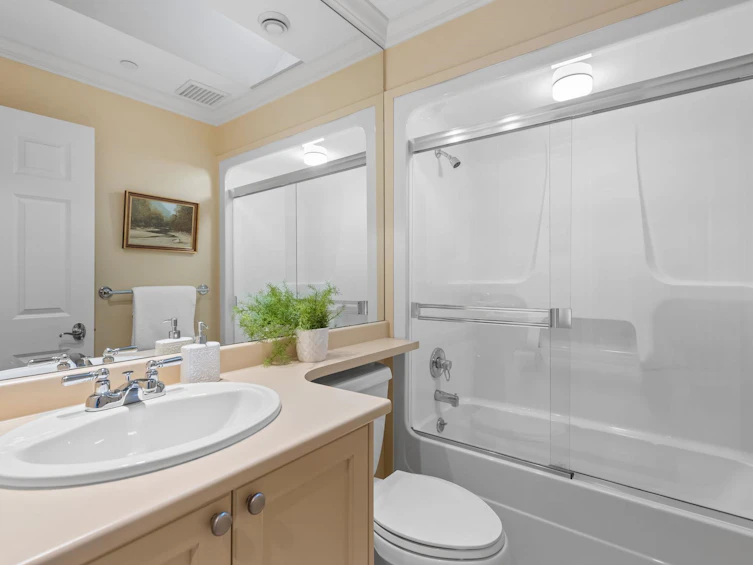 4535 W 1st Avenue, Vancouver, BC, V6R 1H7 - 23