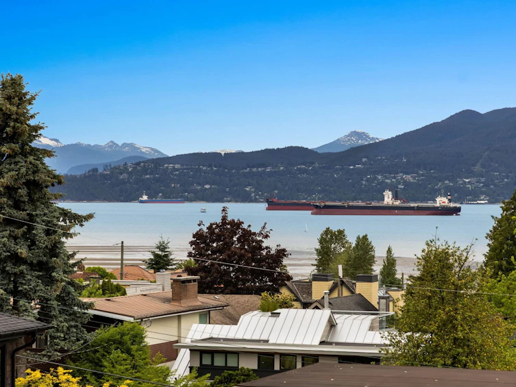 4535 W 1st Avenue, Vancouver, BC, V6R 1H7 - 21