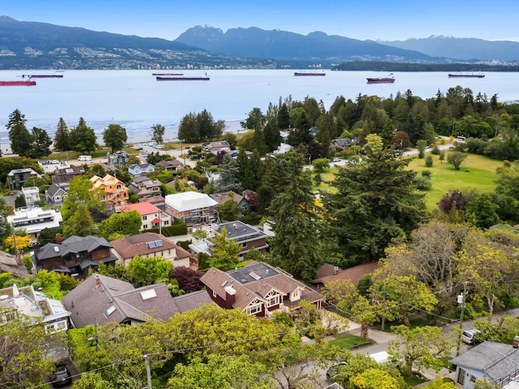 4535 W 1st Avenue, Vancouver, BC, V6R 1H7 - 35