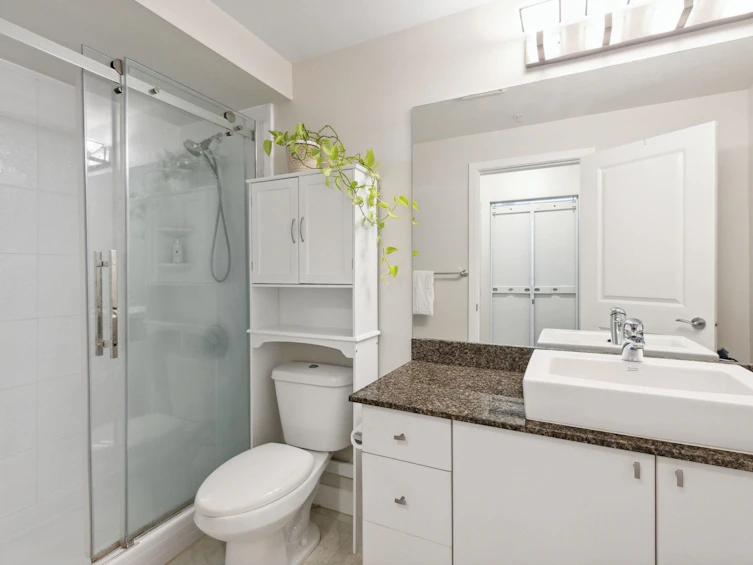 202-610 Victoria Street, New Westminster, BC, V3M 0A5 - 23
