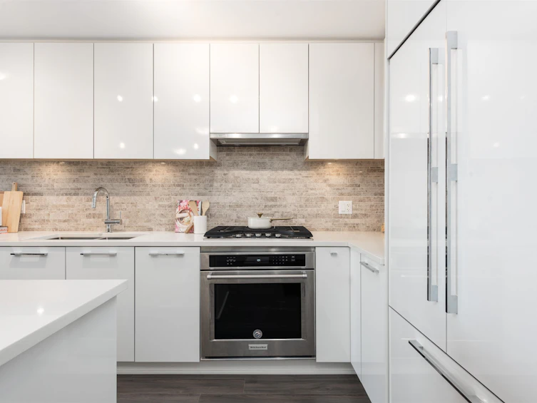 303-9500 Tomicki Avenue, Richmond, BC, V6X 0R9 - 9