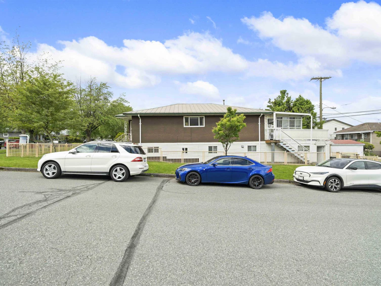3097 E 22nd Avenue, Vancouver, BC, V5M 2Y5 - 29