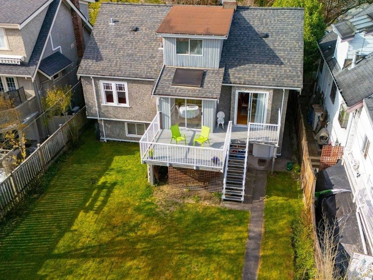2816 W 37th Avenue, Vancouver, BC, V6N 2T6 - 4
